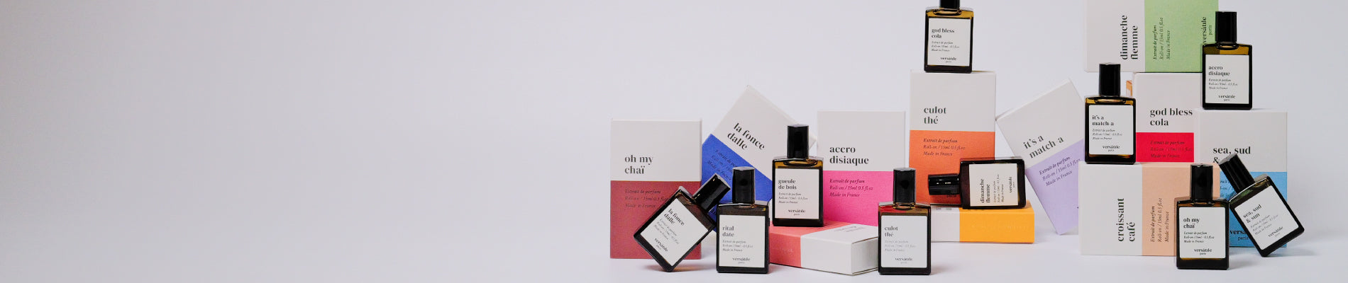 EXTRAIT DE PARFUM ROLL-ON ／ エクストレドゥパルファン ロールオン