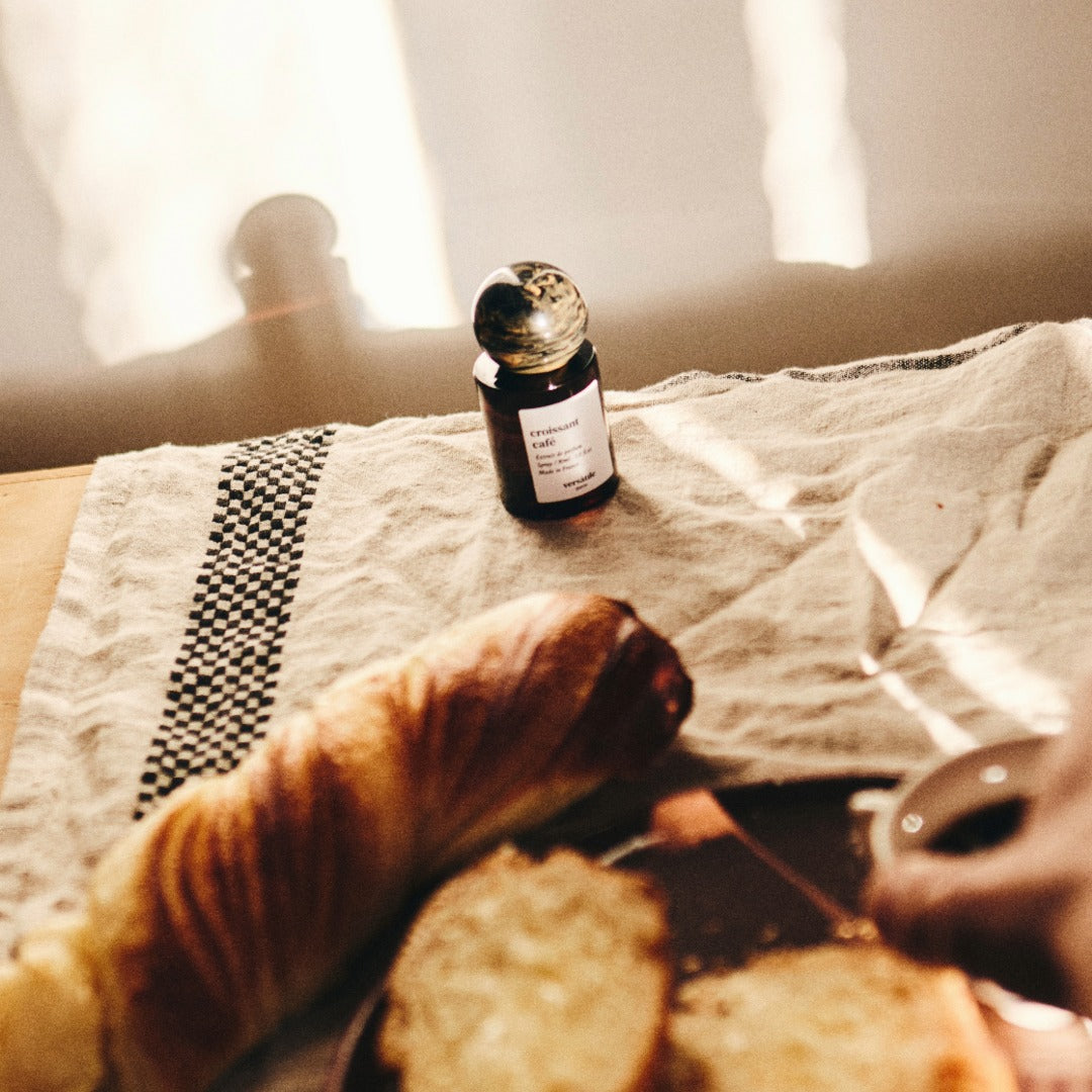 EXTRAIT DE PARFUM SPRAY croissant café